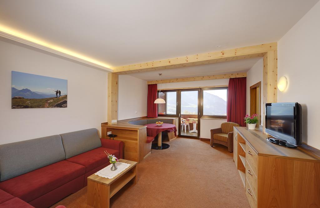 Hotel Appartement Inge Tirolo Oda fotoğraf