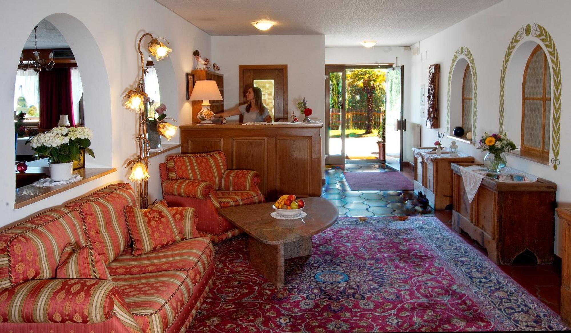 Hotel Appartement Inge Tirolo Dış mekan fotoğraf