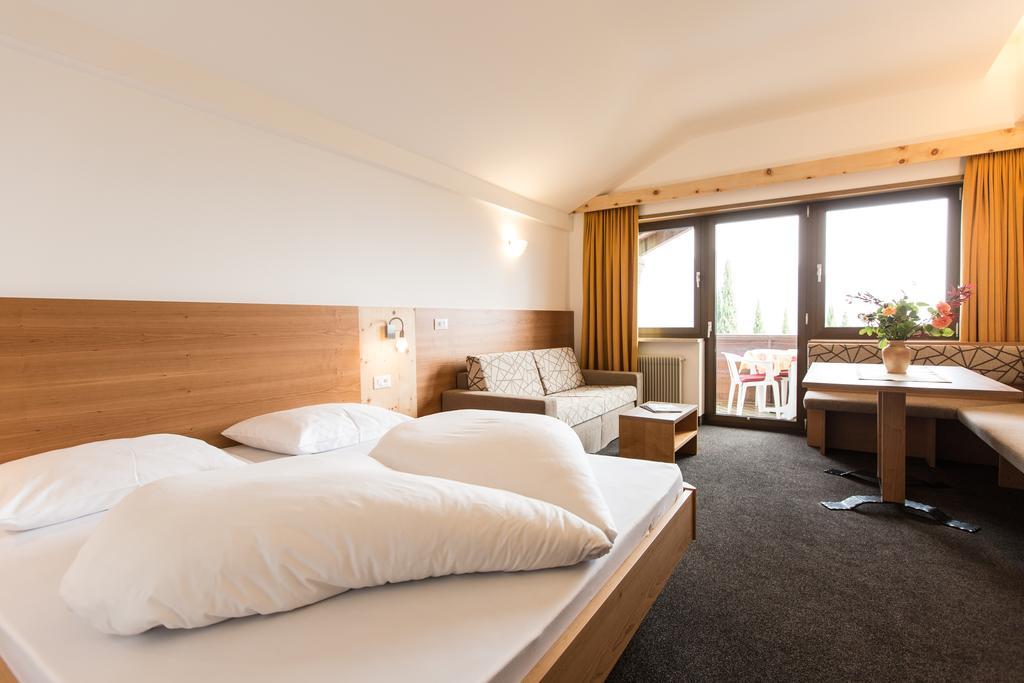 Hotel Appartement Inge Tirolo Dış mekan fotoğraf