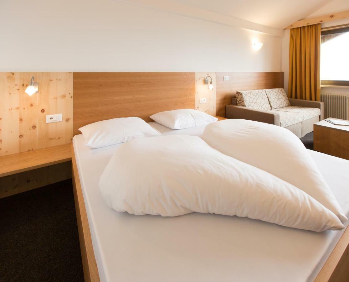 Hotel Appartement Inge Tirolo Dış mekan fotoğraf